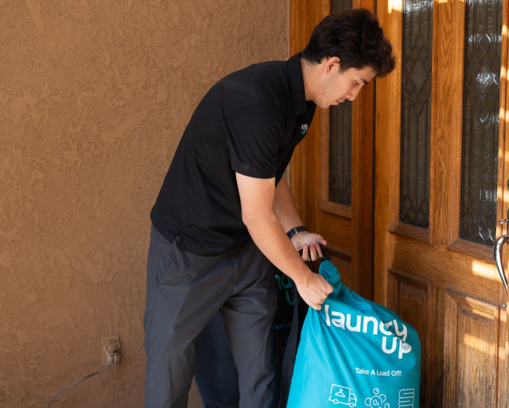 Pickup and Delivery Laundry Service in 92618, CA