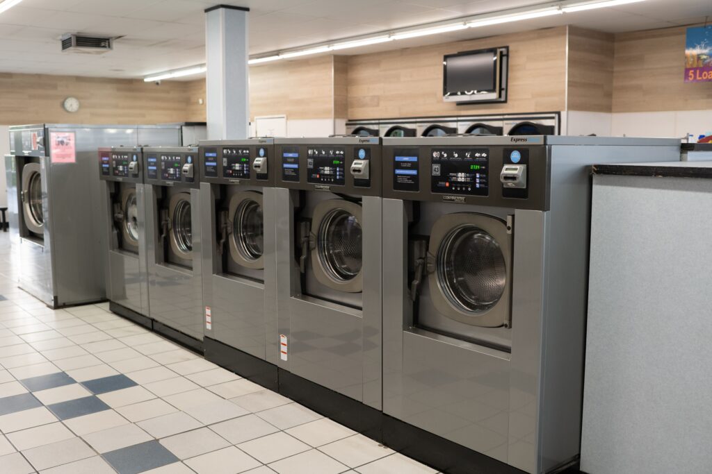 Pickup and Delivery Laundry Service in 92707, CA