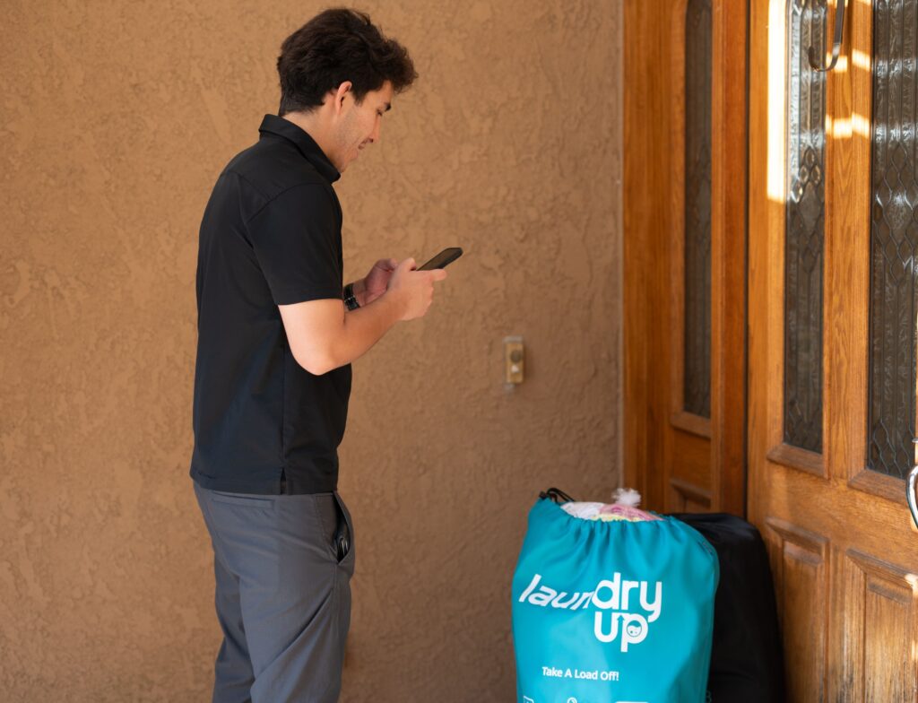 Pickup and Delivery Laundry Service in 92801, CA