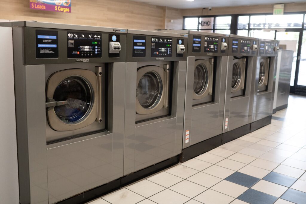 Pickup and Delivery Laundry Service in Washington Square, CA