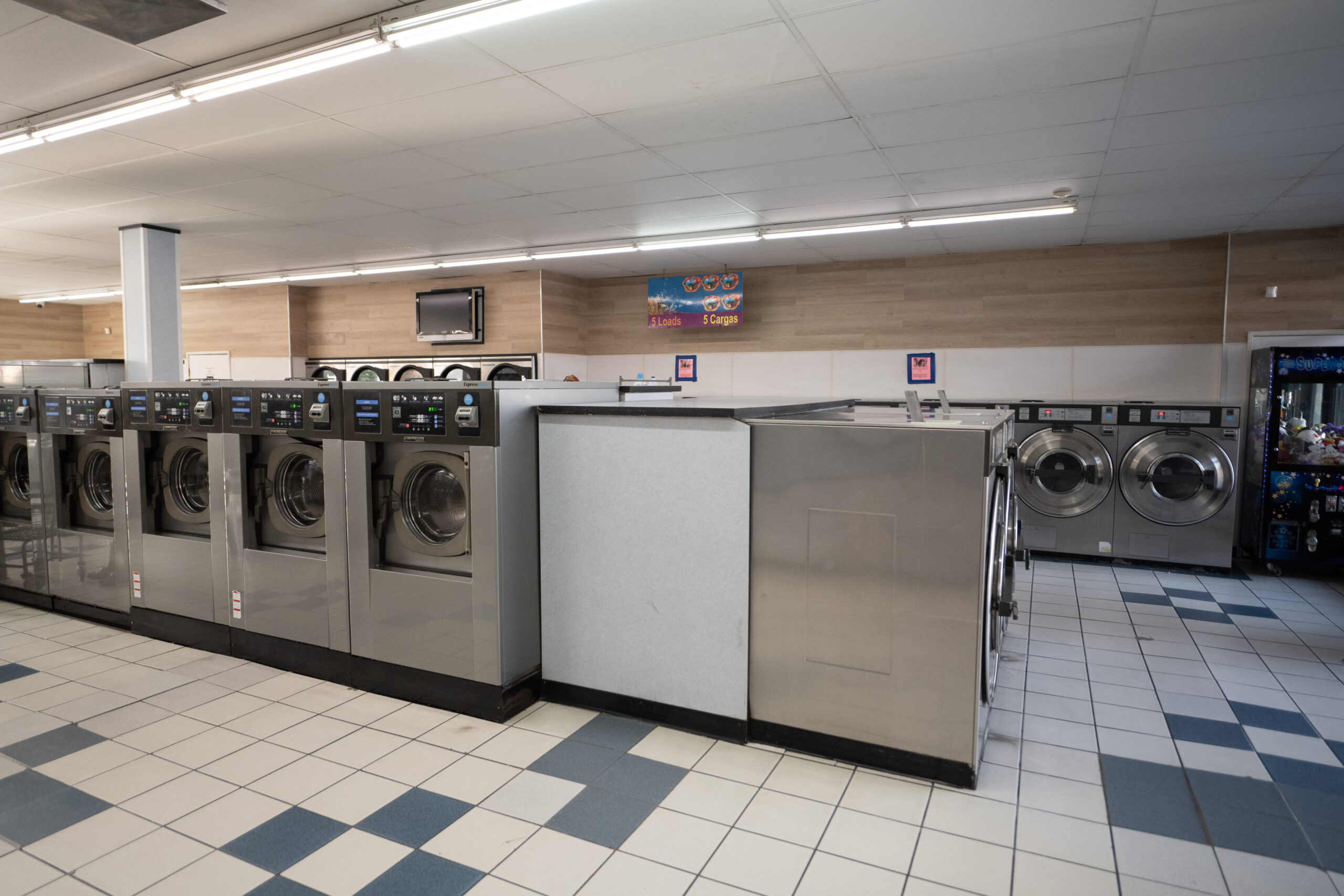 laundry-pickup-and-delivery-service-in-92704-ca-fast-reliable